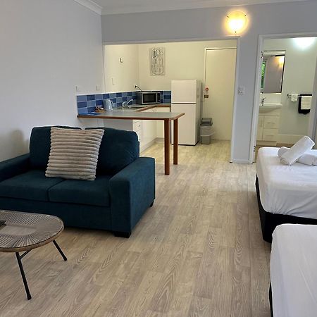 Cardwell Beachfront Motel Екстериор снимка