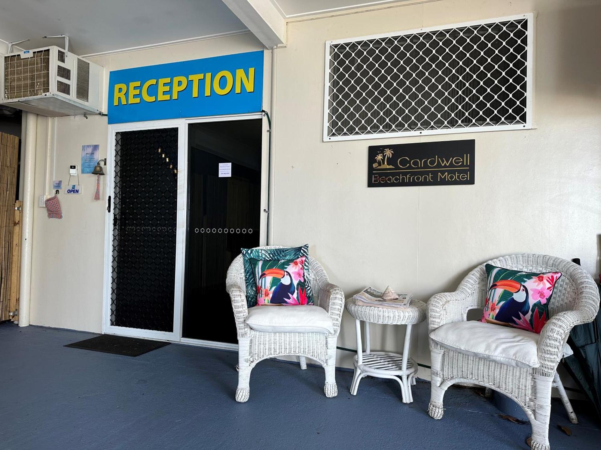 Cardwell Beachfront Motel Екстериор снимка