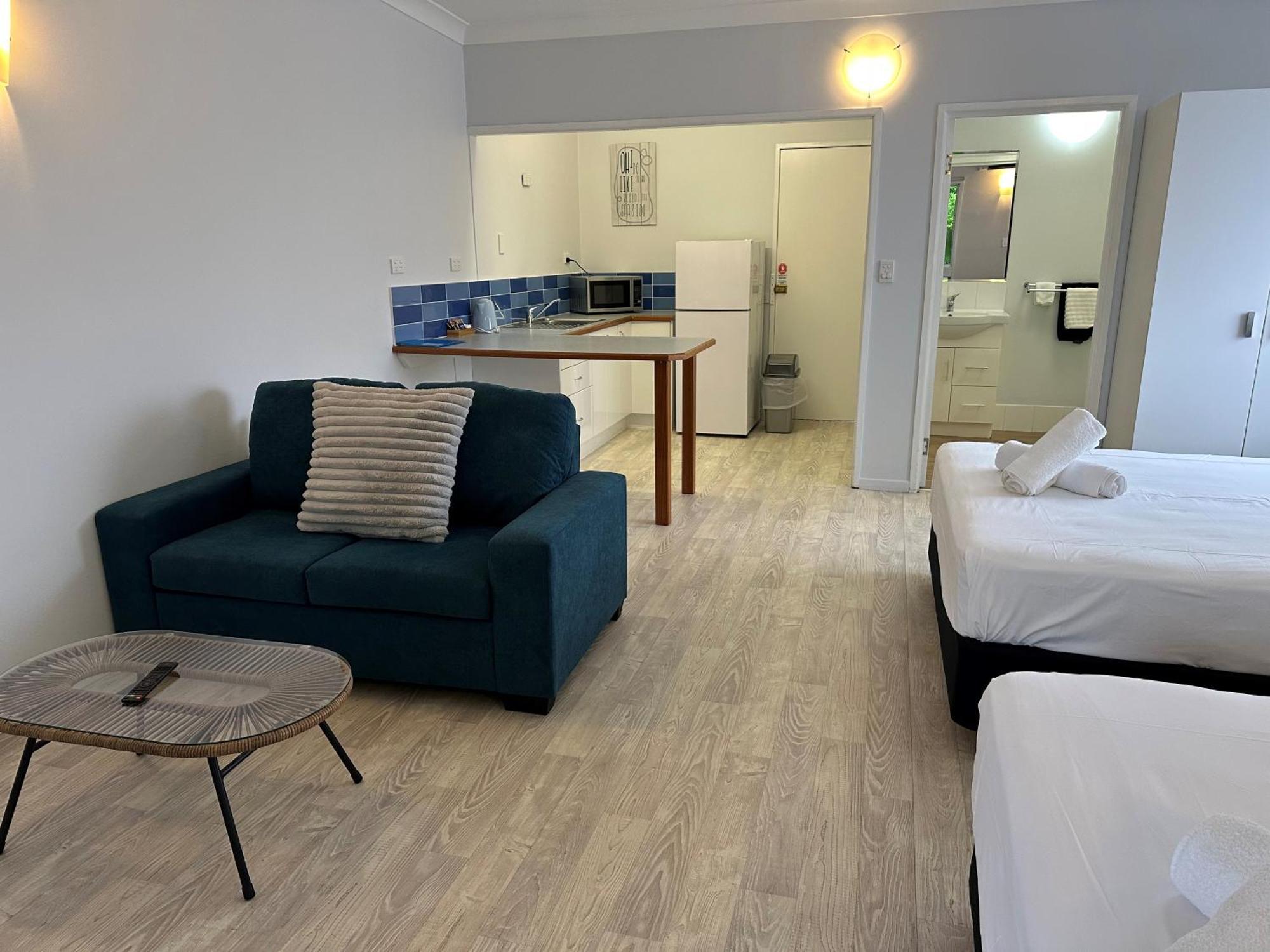 Cardwell Beachfront Motel Екстериор снимка