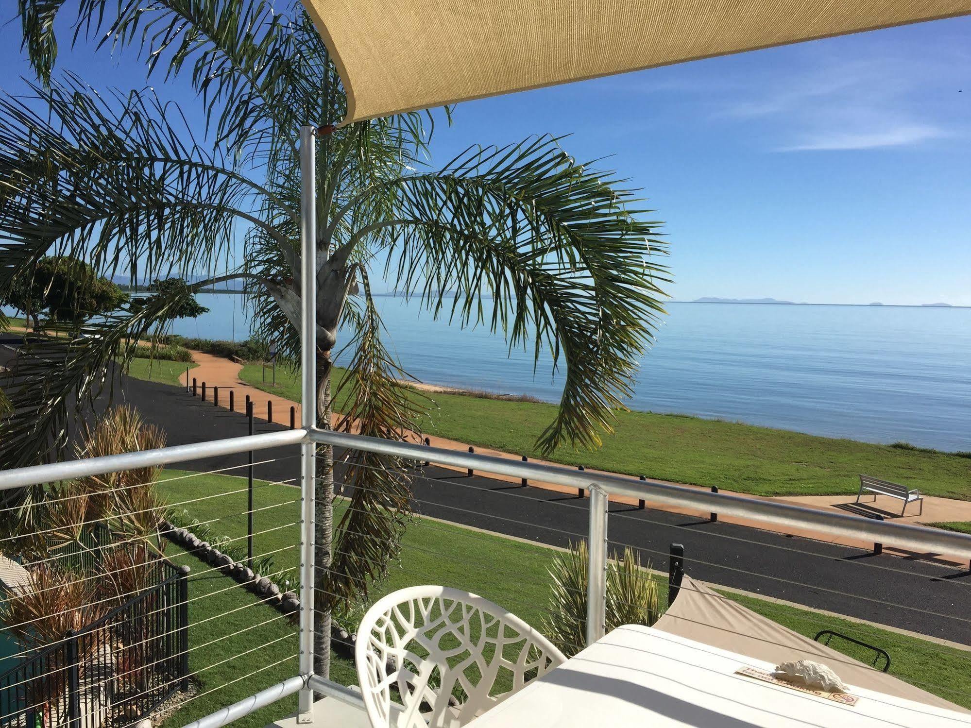 Cardwell Beachfront Motel Екстериор снимка